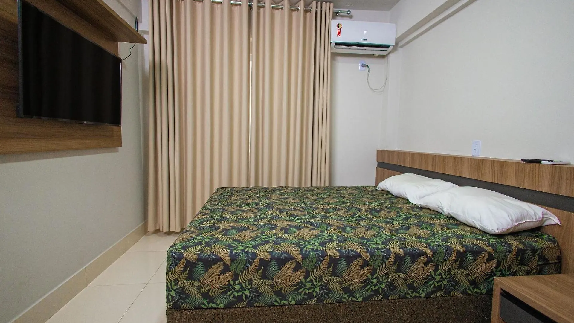 Apartamento Aconchegante. Excelente Localizacao! Caldas Novas 0*,