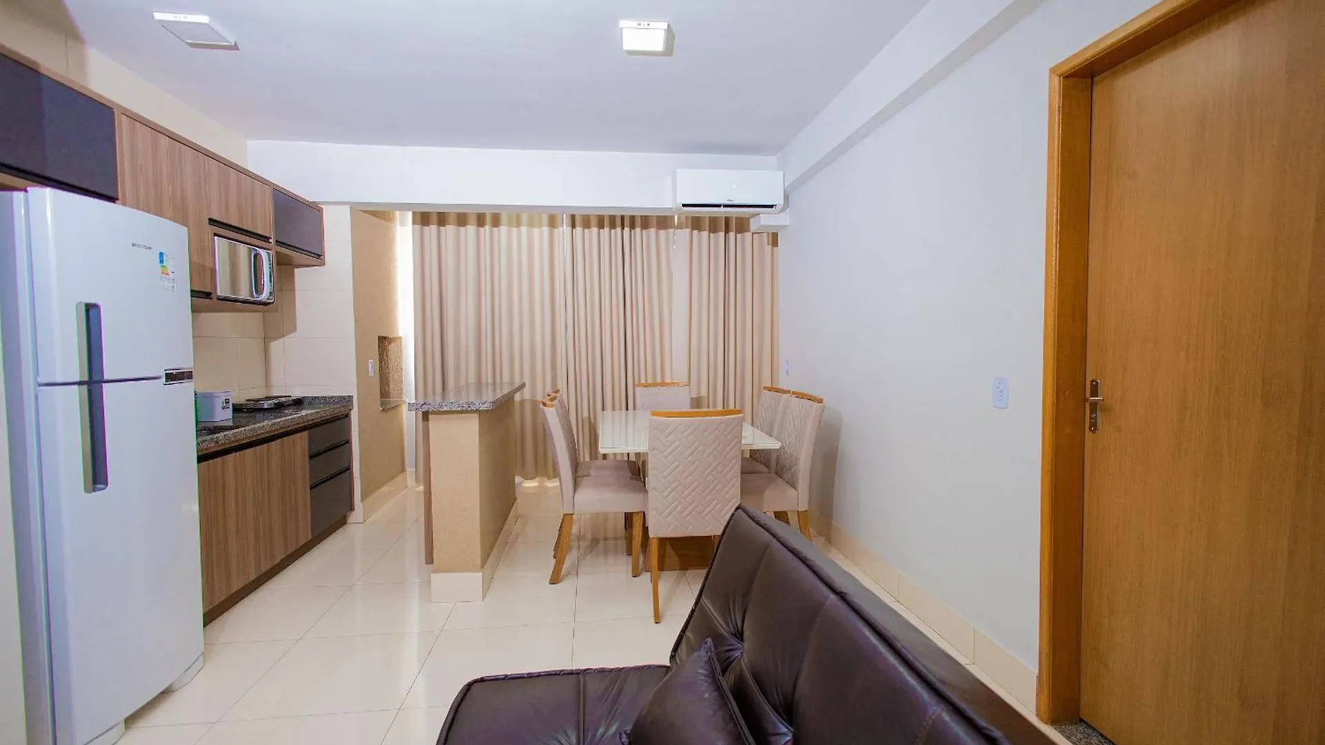 Apartamento Aconchegante. Excelente Localizacao! Caldas Novas