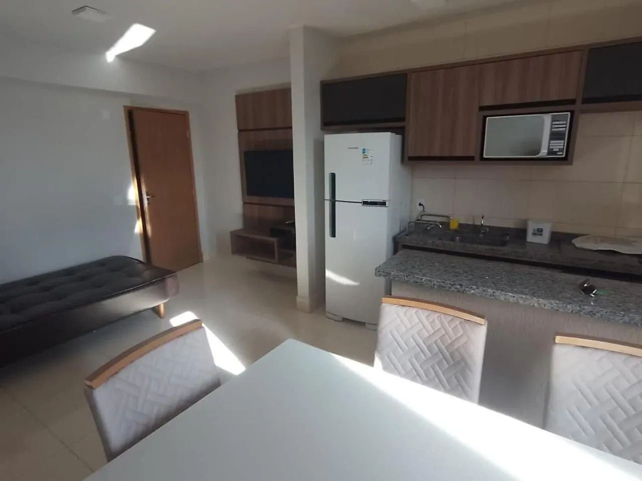 Apartamento Aconchegante. Excelente Localizacao! Caldas Novas
